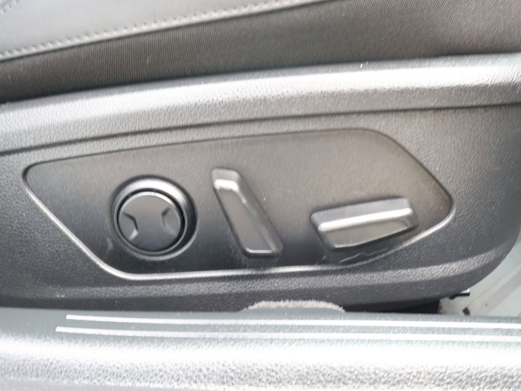 Used 2025 Kia K5 EX image 34