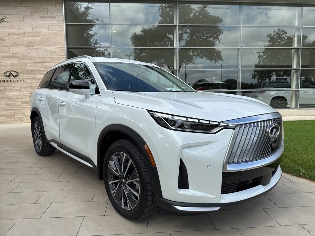 New 2026 INFINITI QX60 Luxe w/ Family Package AWD/4WD image 3
