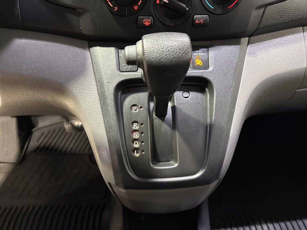Used 2019 Nissan NV200 S image 19