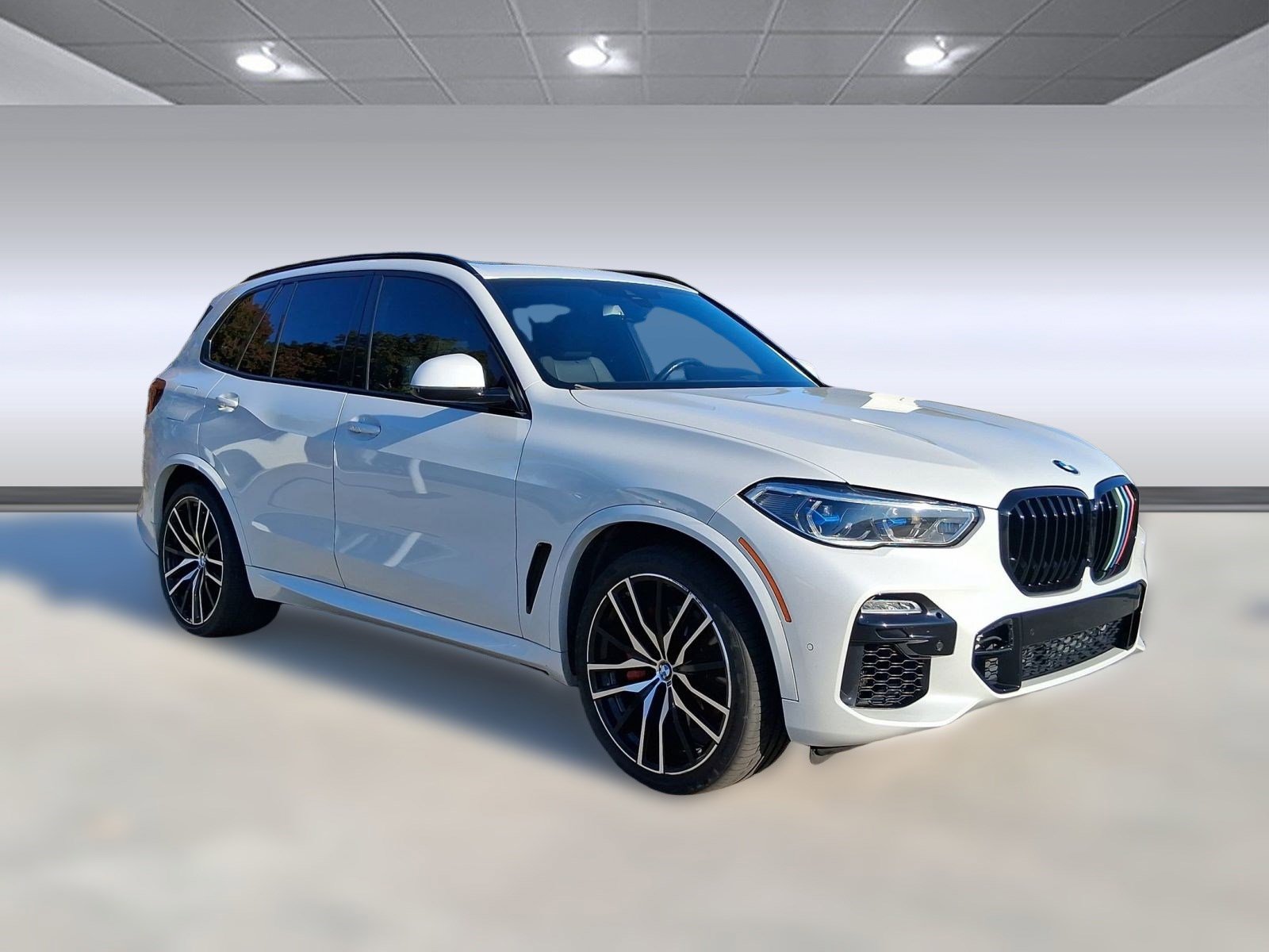 Used 2021 BMW X5 sDrive40i w/ M Sport Package image 6