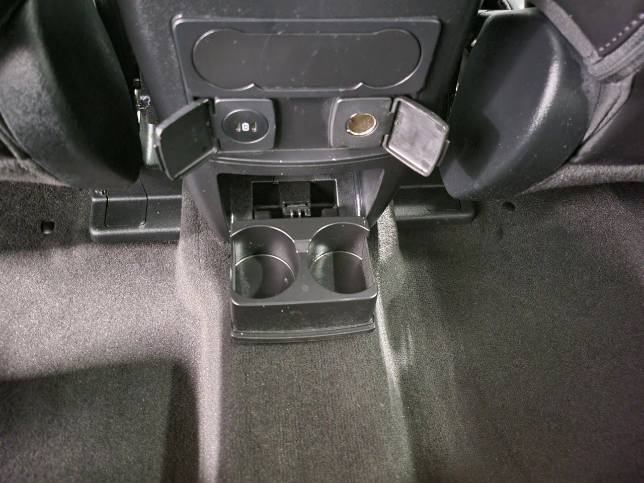 Used 2023 Ford Explorer XLT w/ Equipment Group 202A image 22