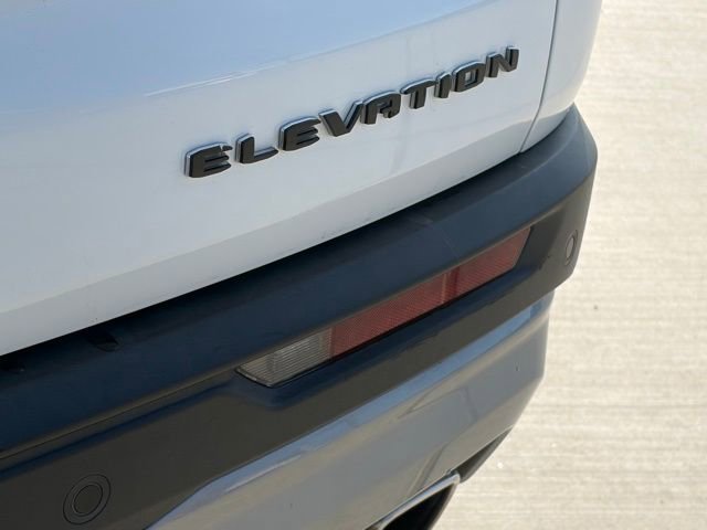 Used 2024 GMC Acadia Elevation image 7