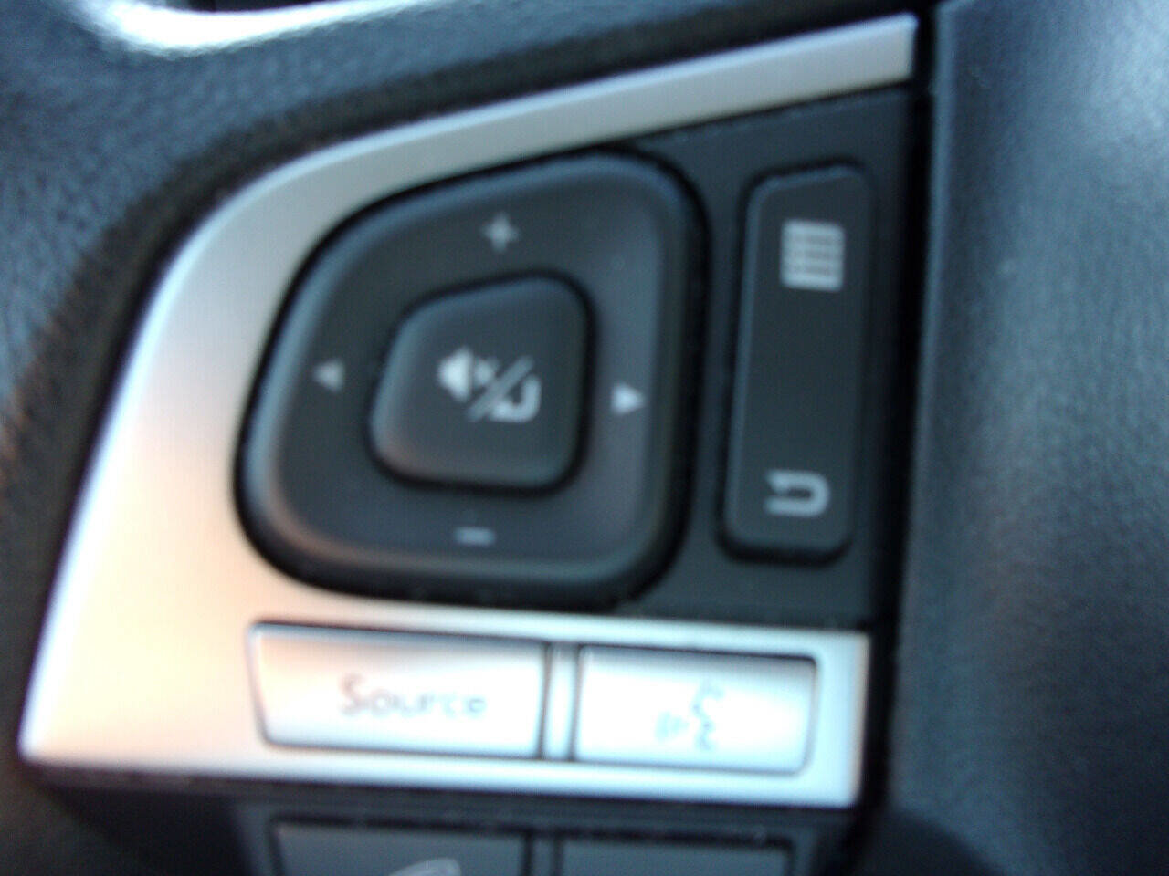 Used 2017 Subaru Forester 2.5i w/ Alloy Wheel Package image 17