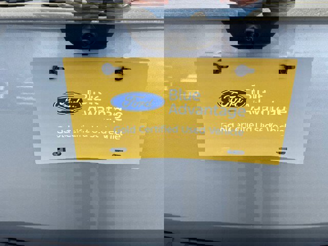 Certified 2022 Ford Explorer XLT w/ Equipment Group 202A image 34