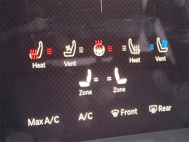 Used 2025 RAM 1500 Laramie image 26