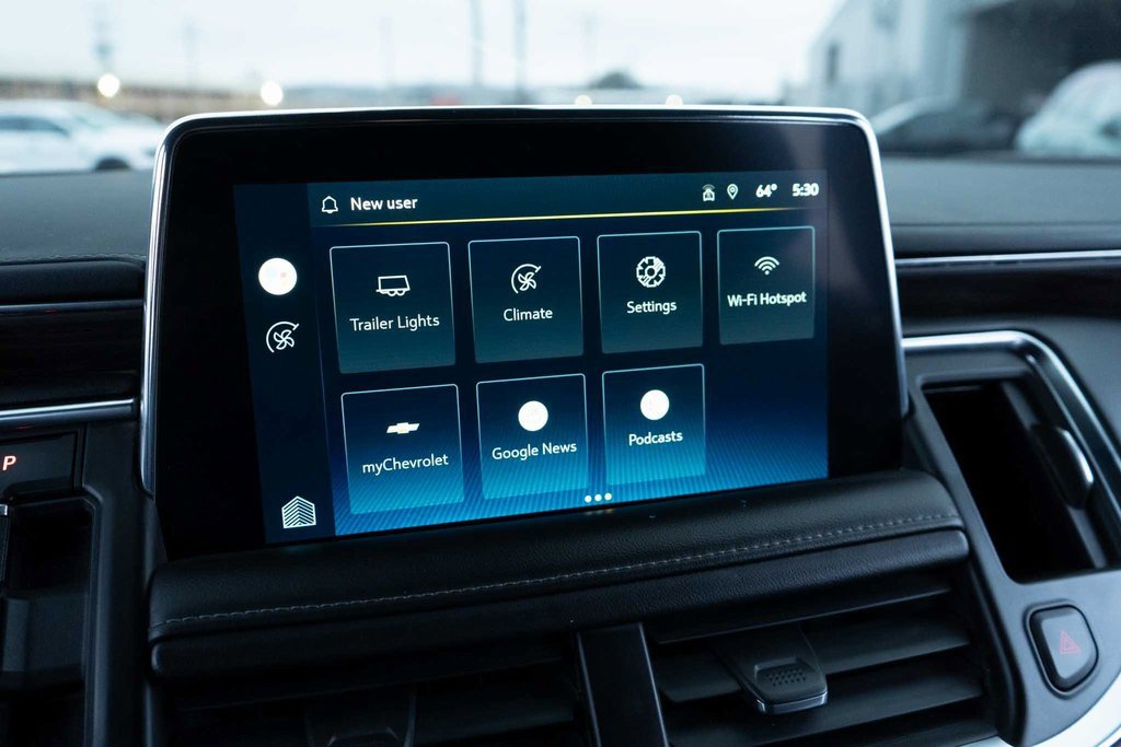 Used 2022 Chevrolet Suburban Z71 image 18