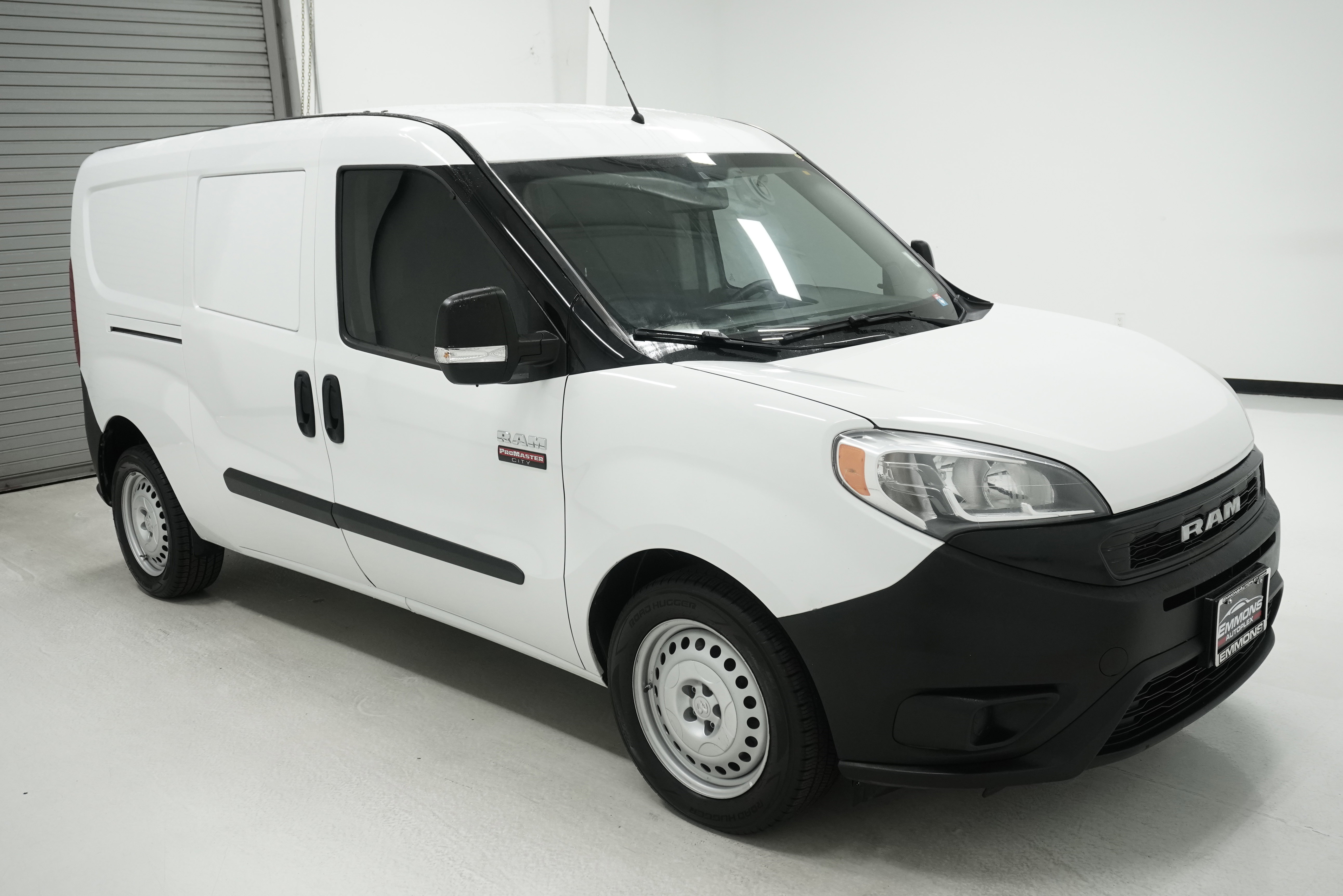 Used 2020 RAM ProMaster City Tradesman image 3