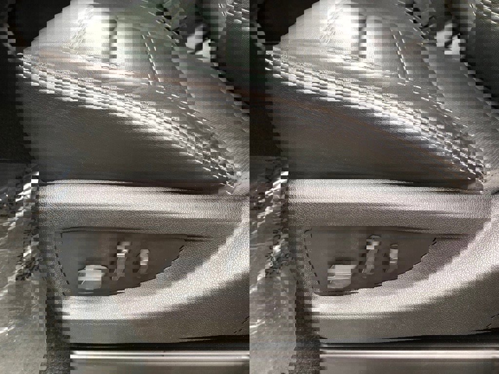 Used 2016 GMC Sierra 2500 Denali w/ Driver Alert Package image 15