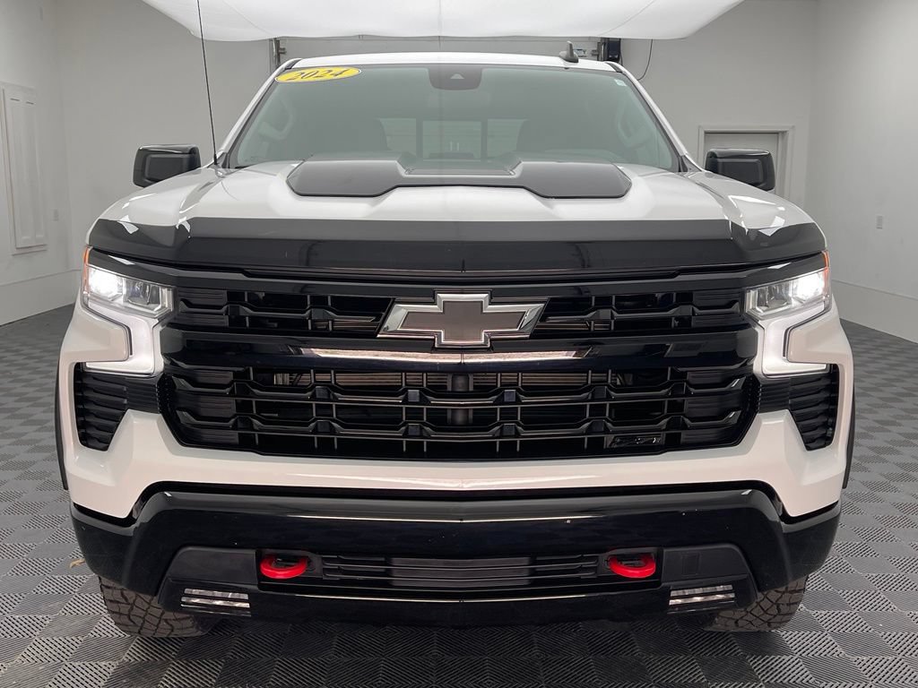 Used 2024 Chevrolet Silverado 1500 LT Trail Boss w/ Convenience Package II AWD/4WD image 12