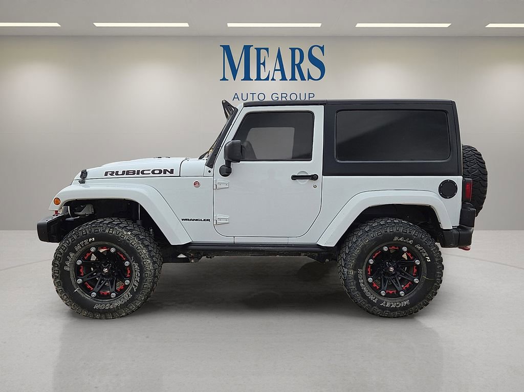 Used 2015 Jeep Wrangler Rubicon image 2