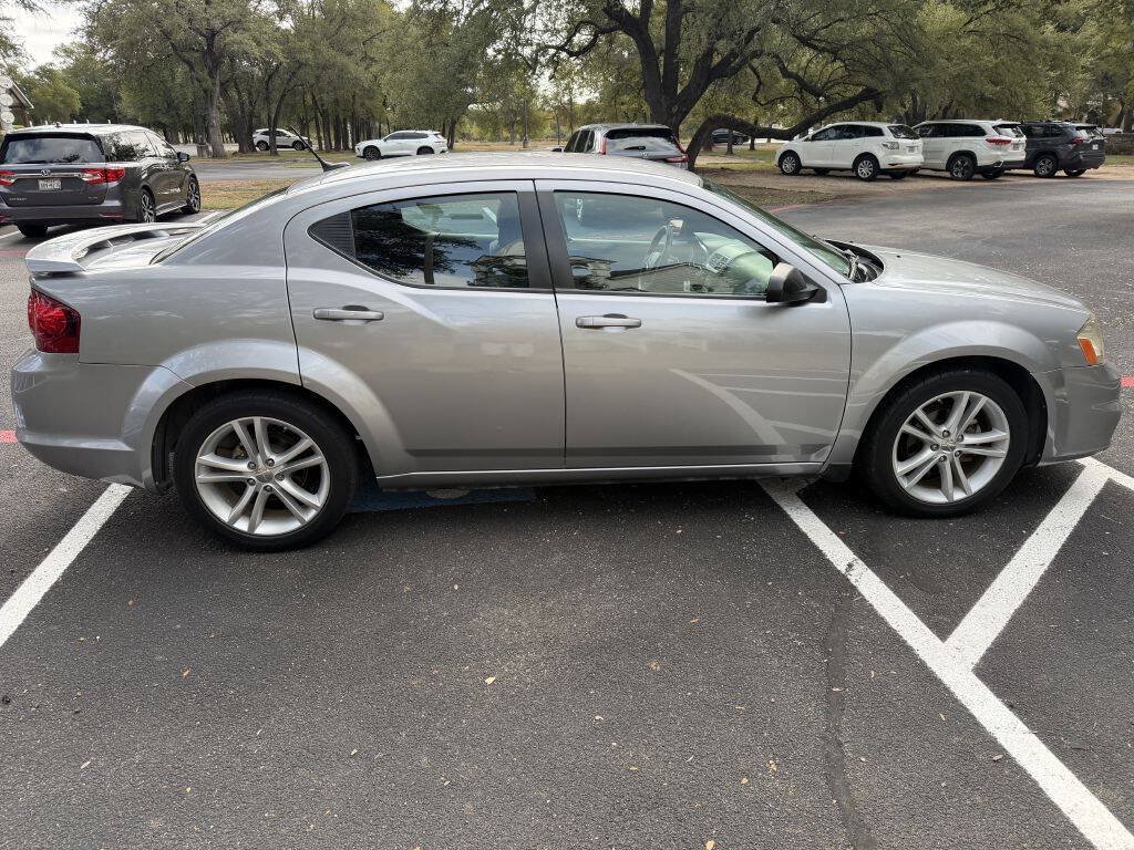 Used 2014 Dodge Avenger SE w/ Rallye Appearance Group FWD image 5