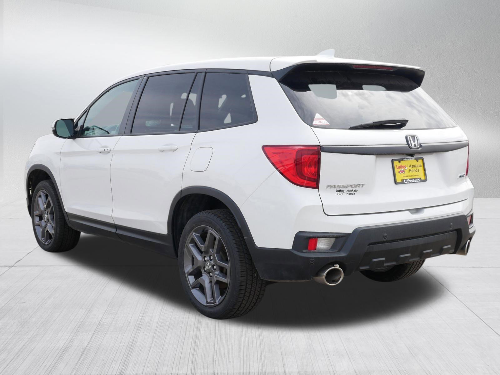 Used 2023 Honda Passport EX-L image 5