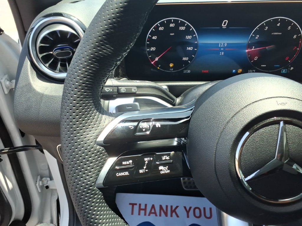 New 2026 Mercedes-Benz GLB 250 4MATIC image 20