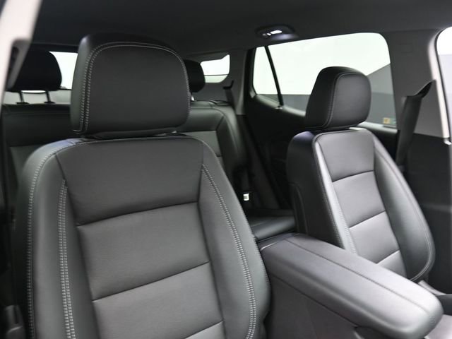 Used 2024 GMC Terrain SLT w/ Infotainment Package II image 27