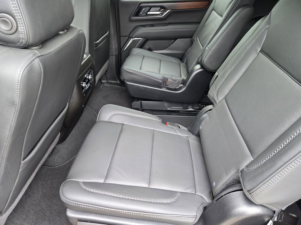 Used 2026 GMC Yukon Denali w/ Sun & Power Step Package AWD/4WD image 27