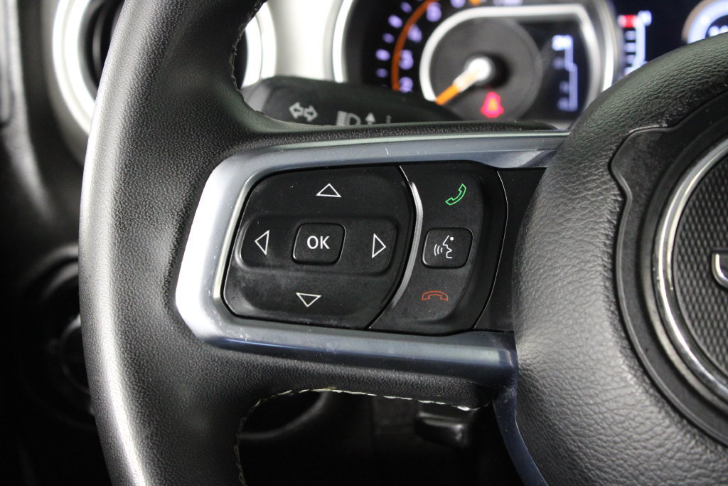 Used 2023 Jeep Gladiator Overland AWD/4WD image 24