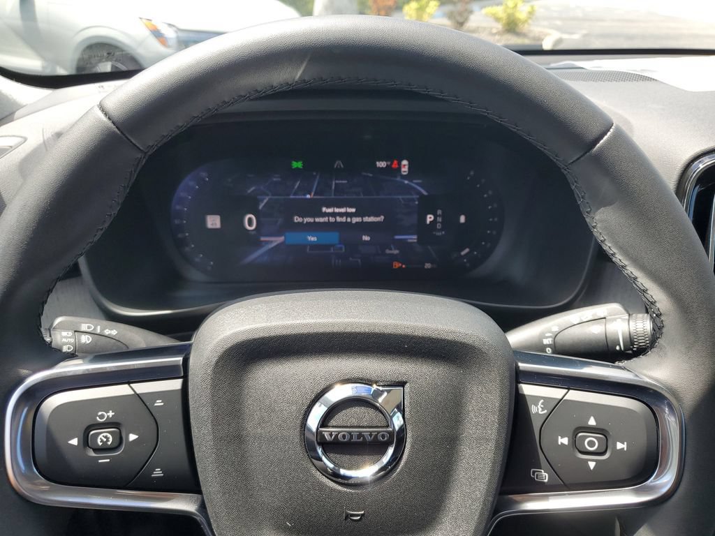 New 2026 Volvo XC40 B5 Ultra w/ Protection Package Premier AWD/4WD image 14