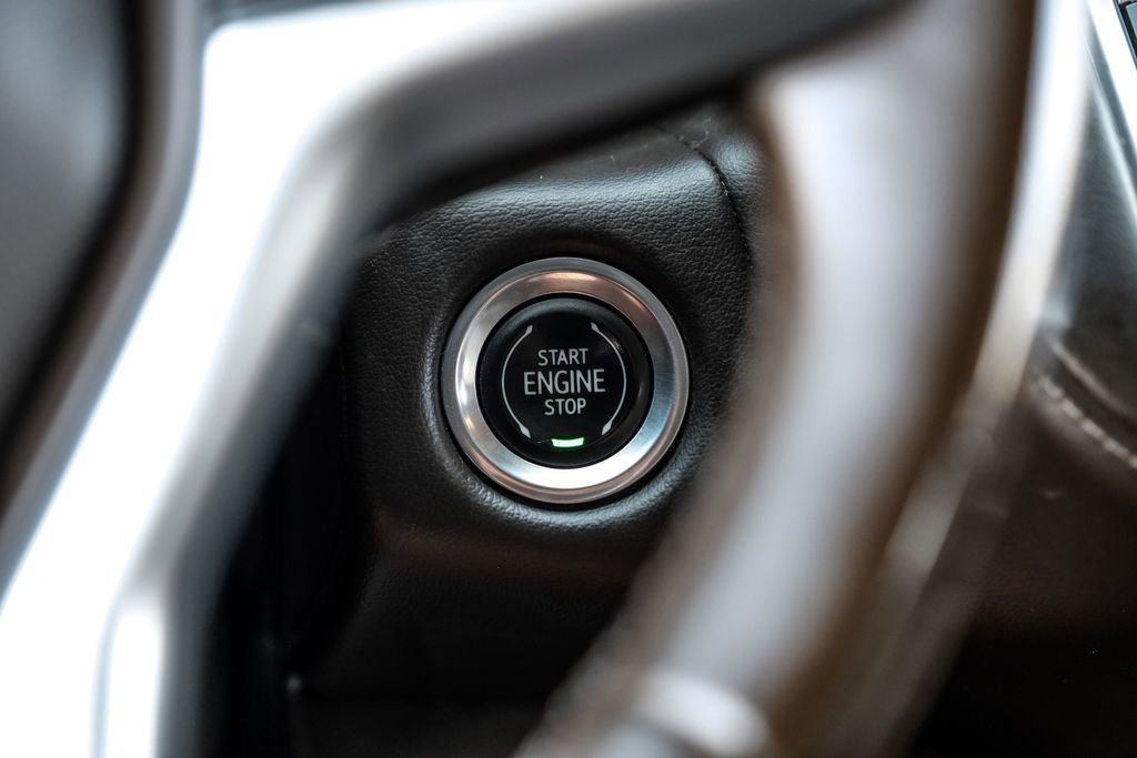 Used 2023 Chevrolet Tahoe LS RWD image 17