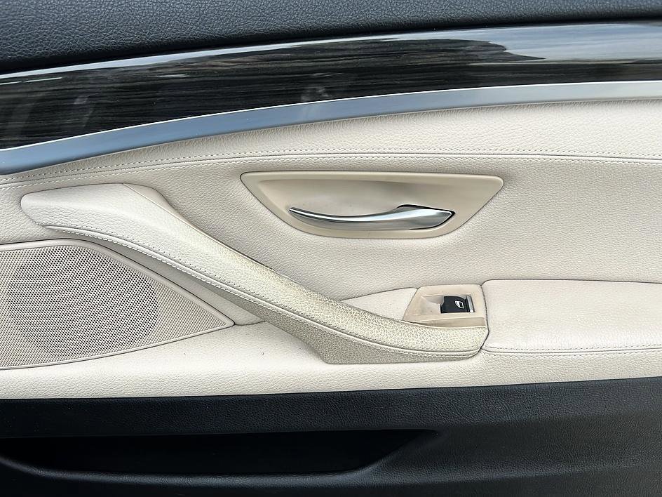 Used 2013 BMW 535i image 36