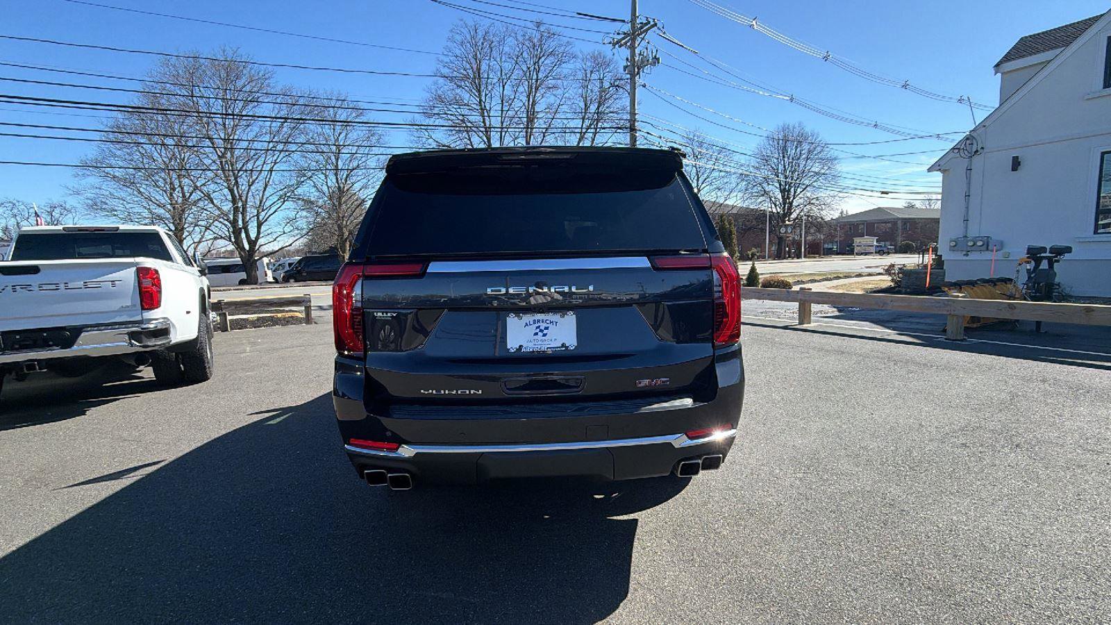New 2026 GMC Yukon Denali image 6