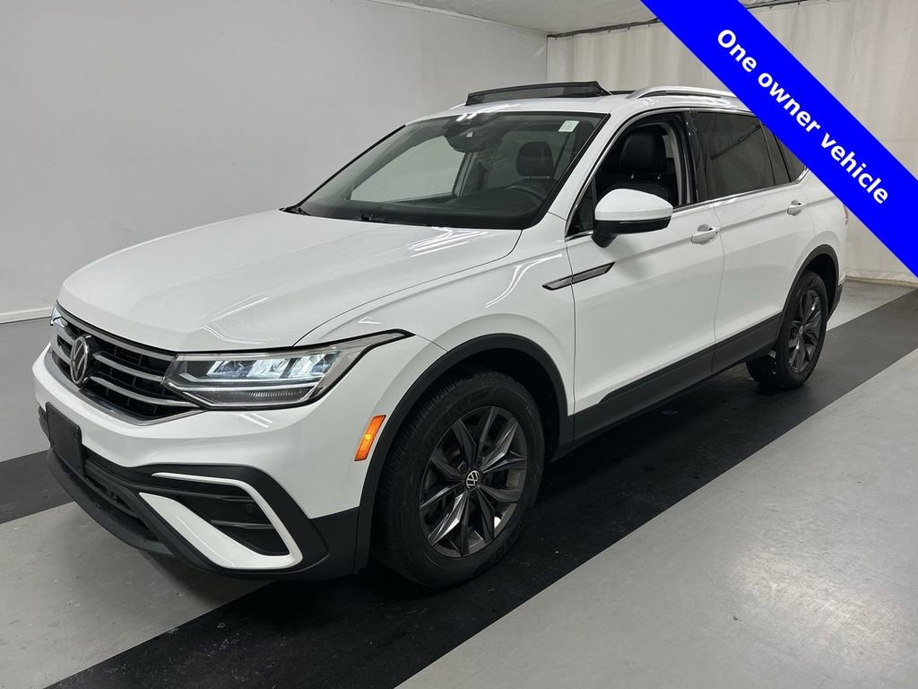Certified 2022 Volkswagen Tiguan SE w/ Panoramic Sunroof Package image 7