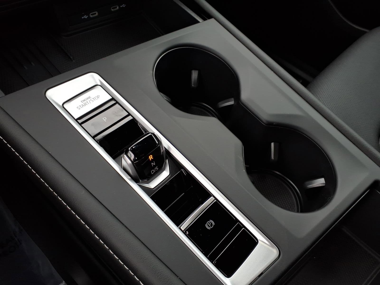 New 2026 Volkswagen Atlas Cross Sport SE image 18