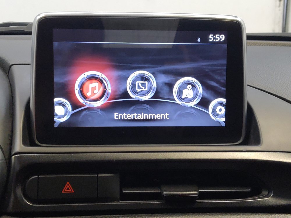 Used 2017 FIAT 124 Spider Abarth RWD image 30