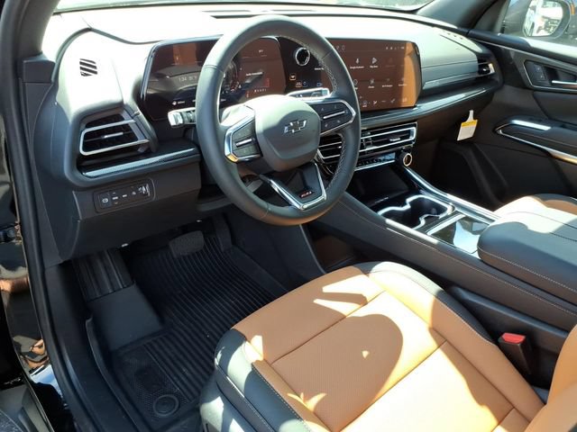 New 2027 Chevrolet Traverse Z71 w/ LPO, Illumination Package AWD/4WD image 5