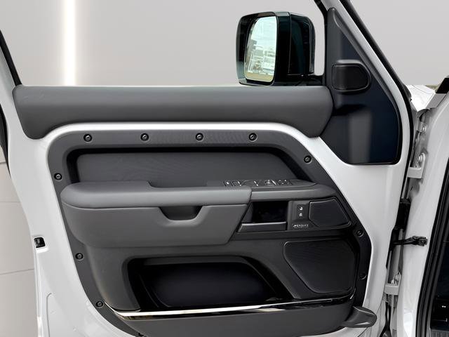 New 2026 Land Rover Defender 110 OCTA image 15