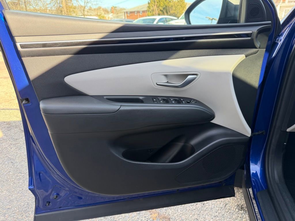 Used 2023 Hyundai Tucson SEL w/ Convenience Package image 11