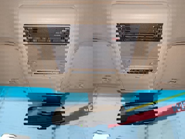 Used 2011 Lexus LS 460 AWD w/ Comfort Pkg image 40