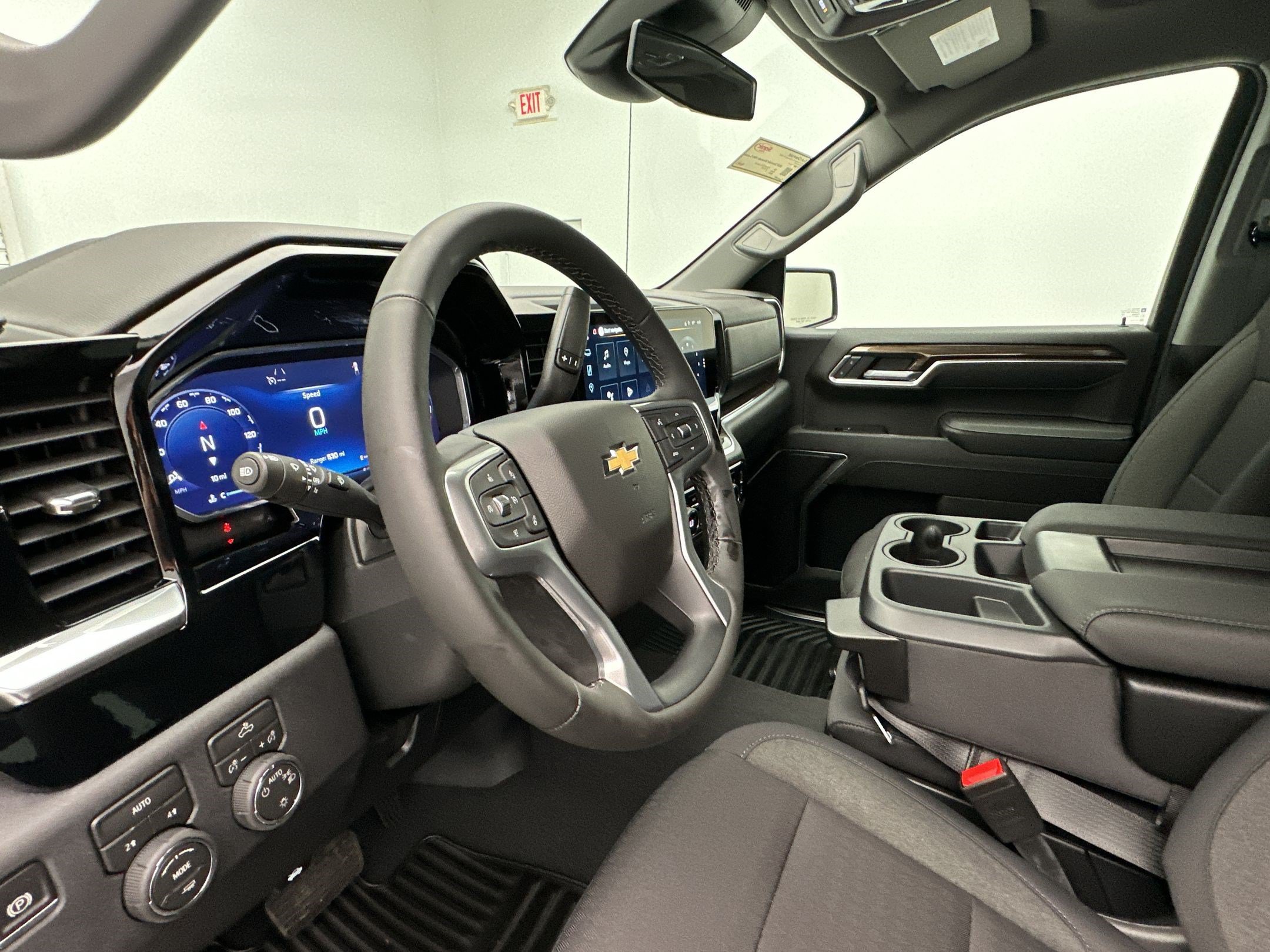 New 2026 Chevrolet Silverado 1500 LT AWD/4WD image 4