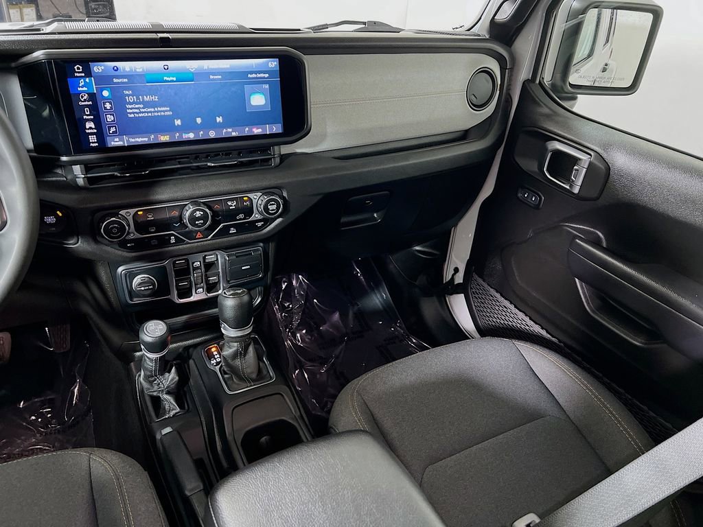 Used 2024 Jeep Wrangler Unlimited image 20