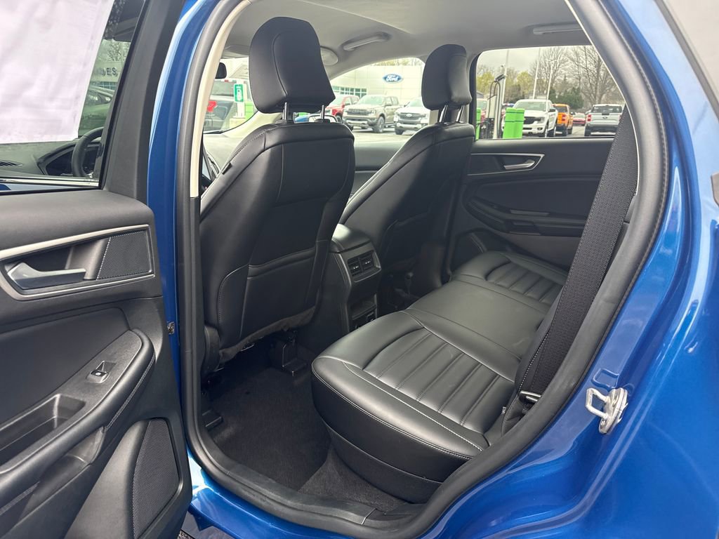 Used 2024 Ford Edge SEL w/ Convenience Package image 19