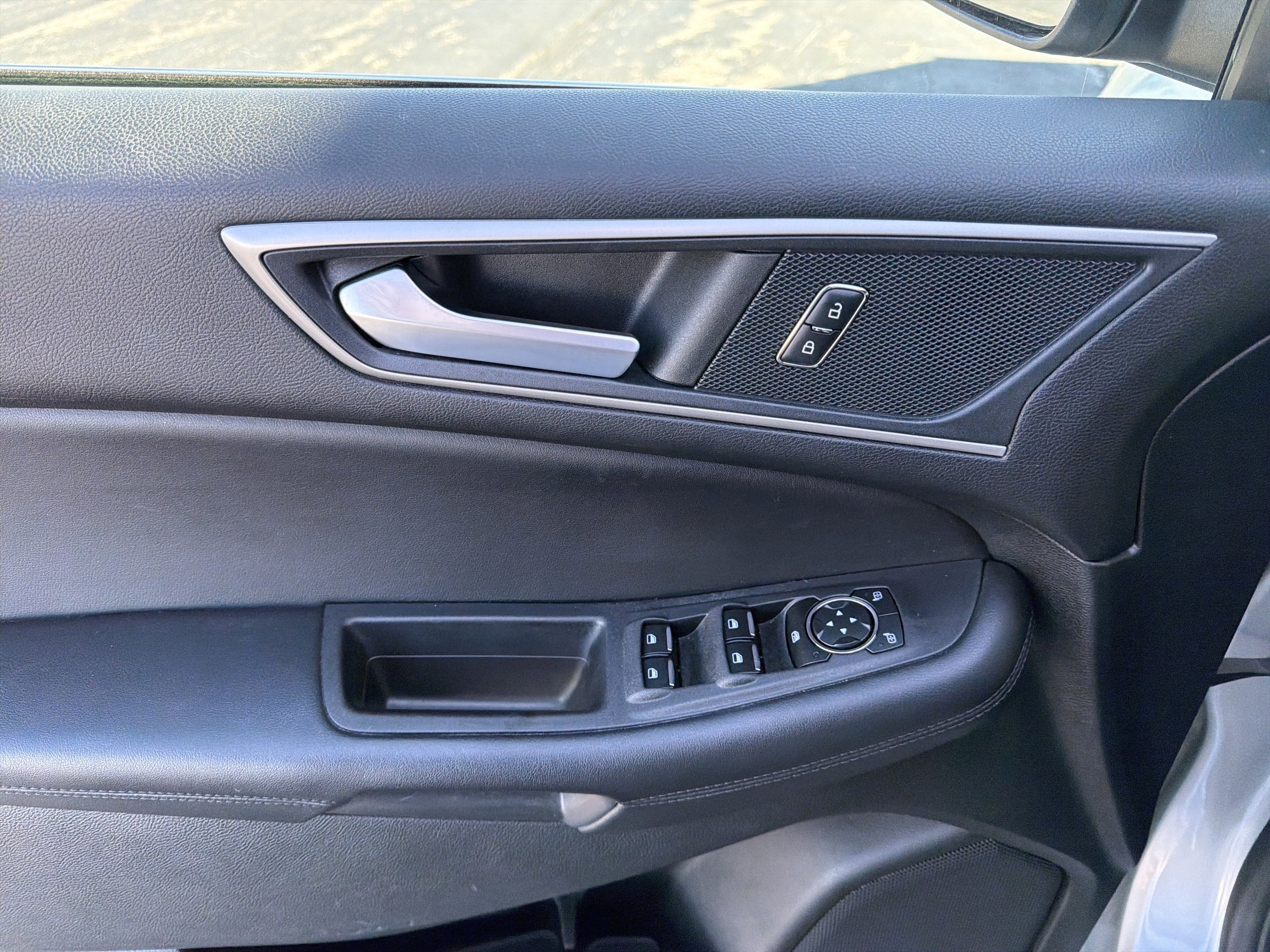 Certified 2023 Ford Edge SEL w/ Convenience Package AWD/4WD image 35