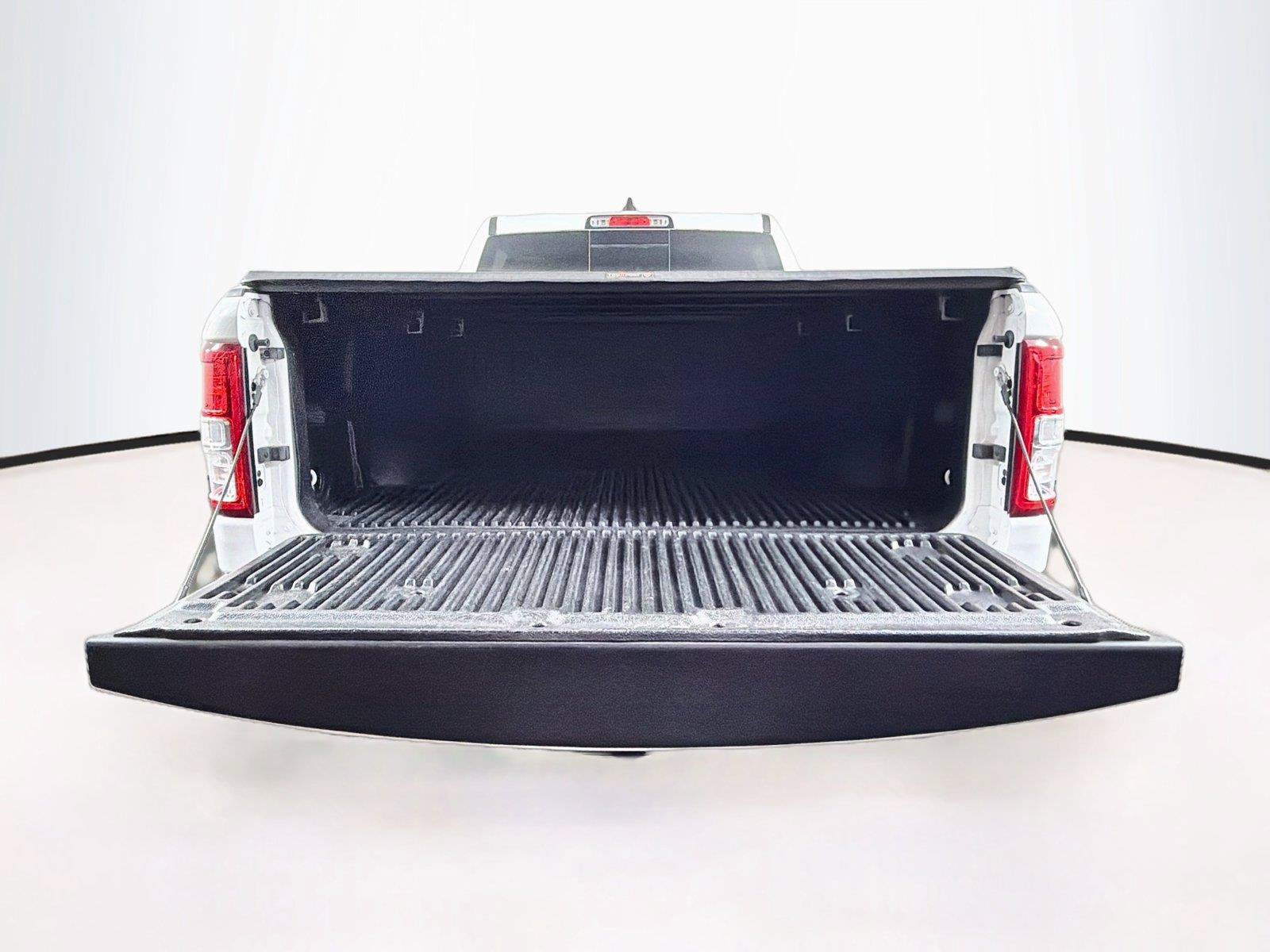 Used 2023 RAM 1500 Big Horn AWD/4WD image 14