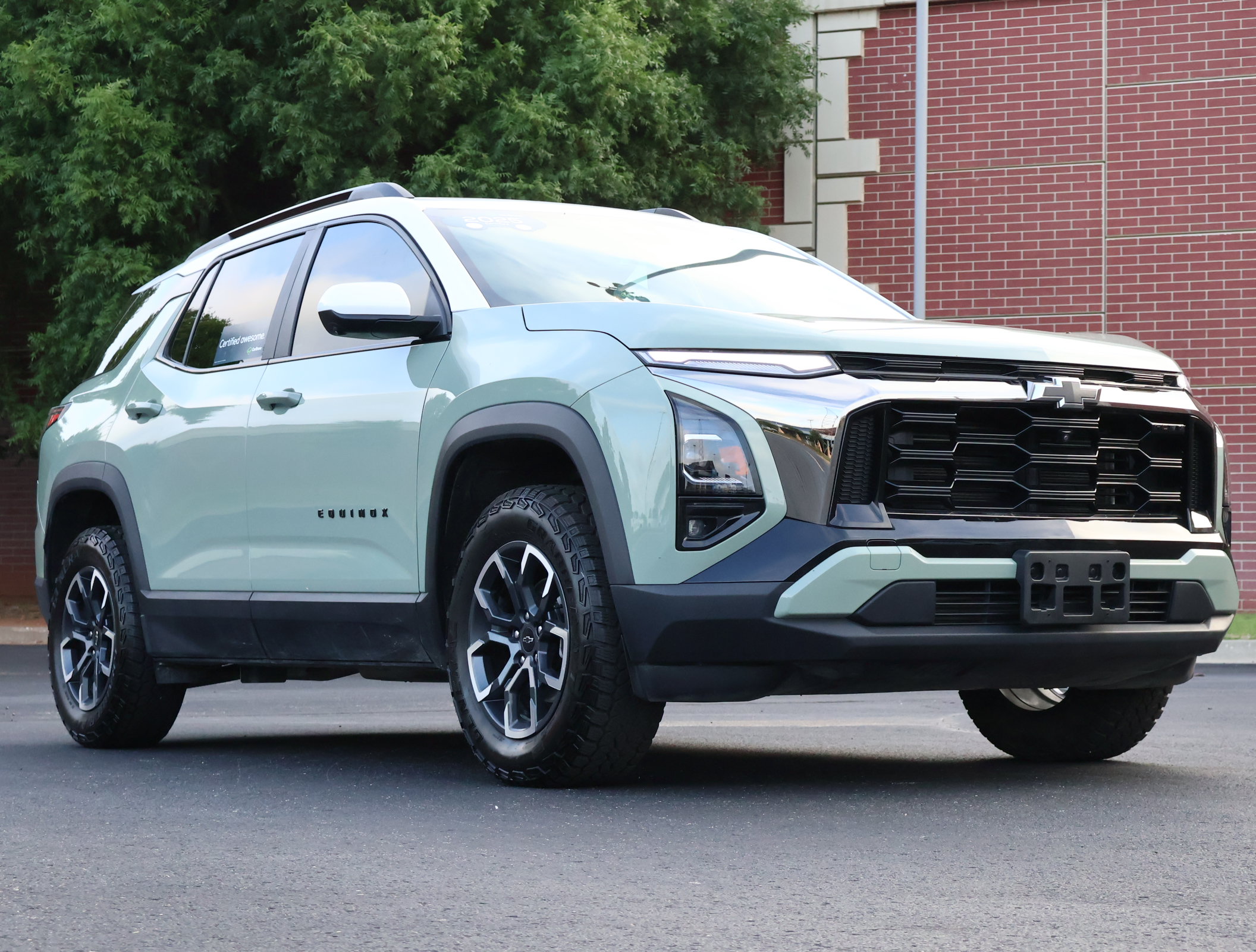 Certified 2025 Chevrolet Equinox ACTIV w/ Safety and Technology Package FWD image 1