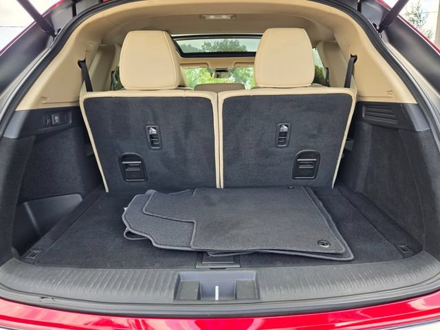 Certified 2022 Acura MDX w/ Technology Package FWD image 14