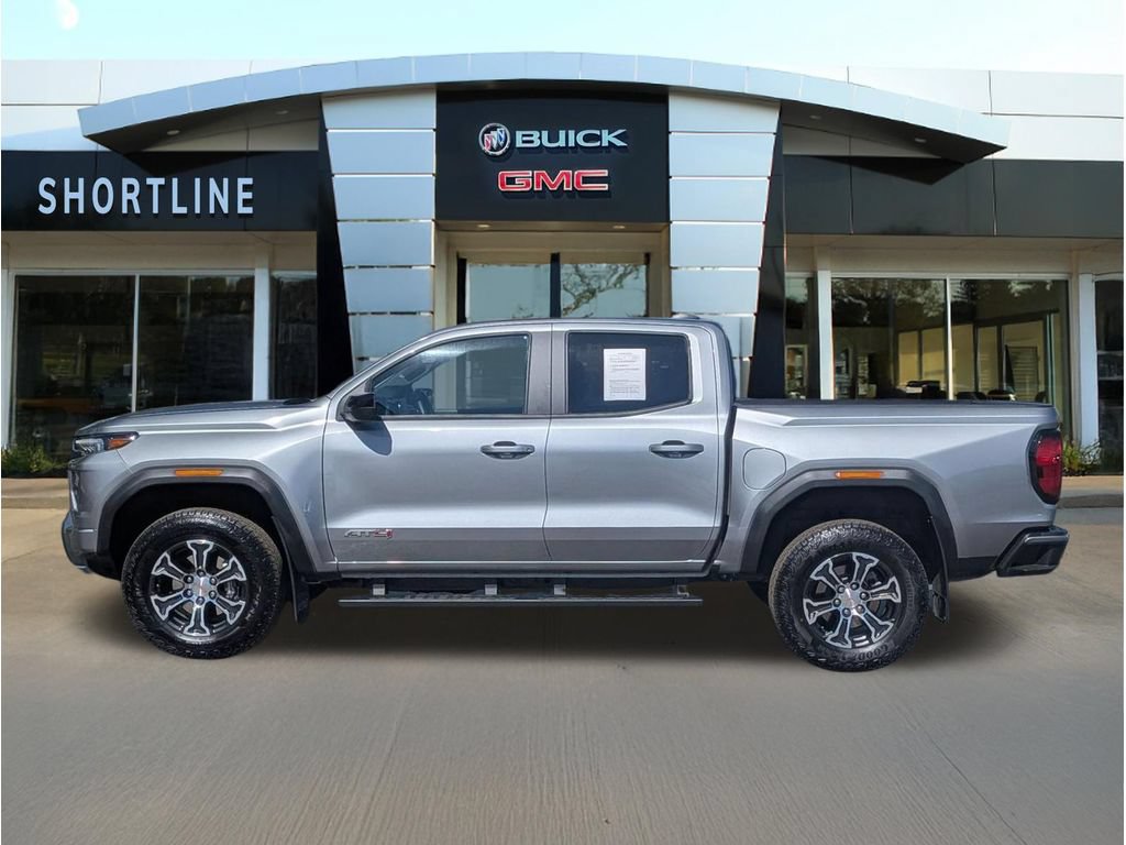 Used 2025 GMC Canyon AT4 AWD/4WD image 6