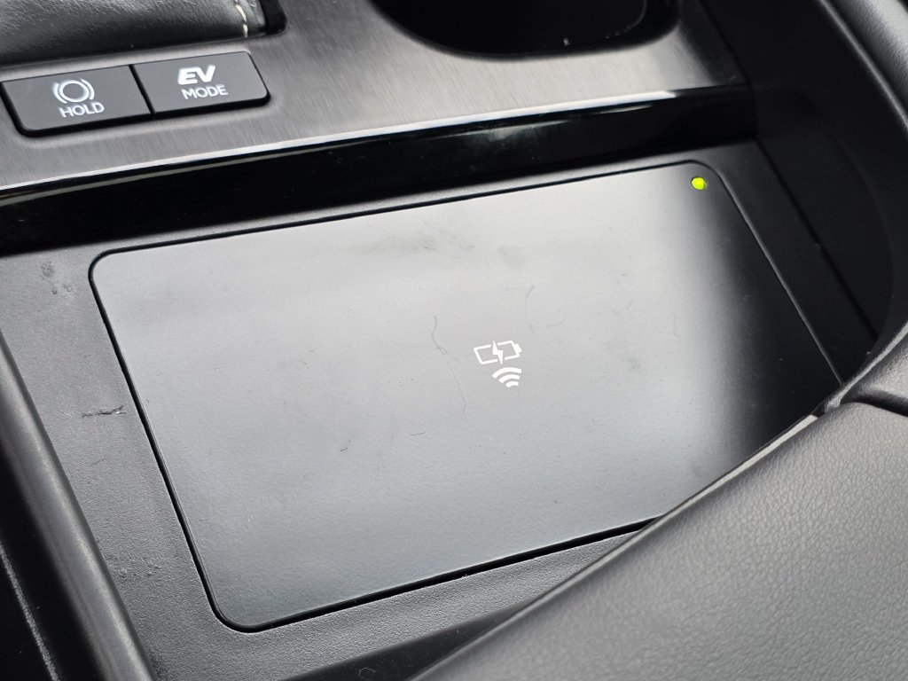 Certified 2024 Lexus ES 300h F Sport FWD image 17