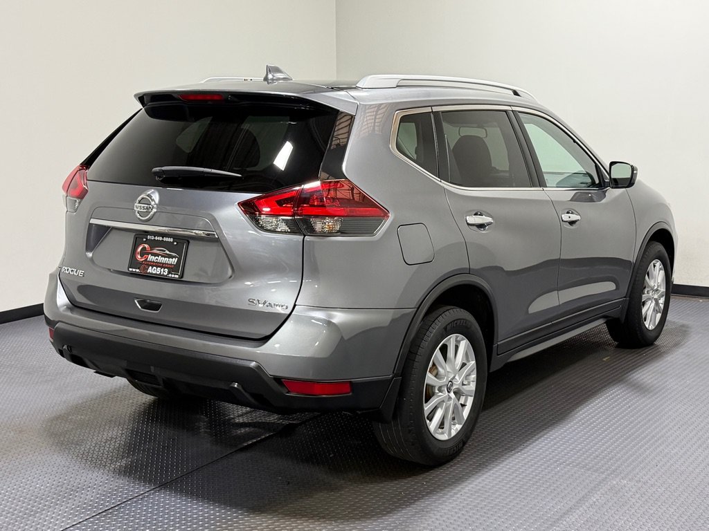 Used 2018 Nissan Rogue SV AWD/4WD image 5