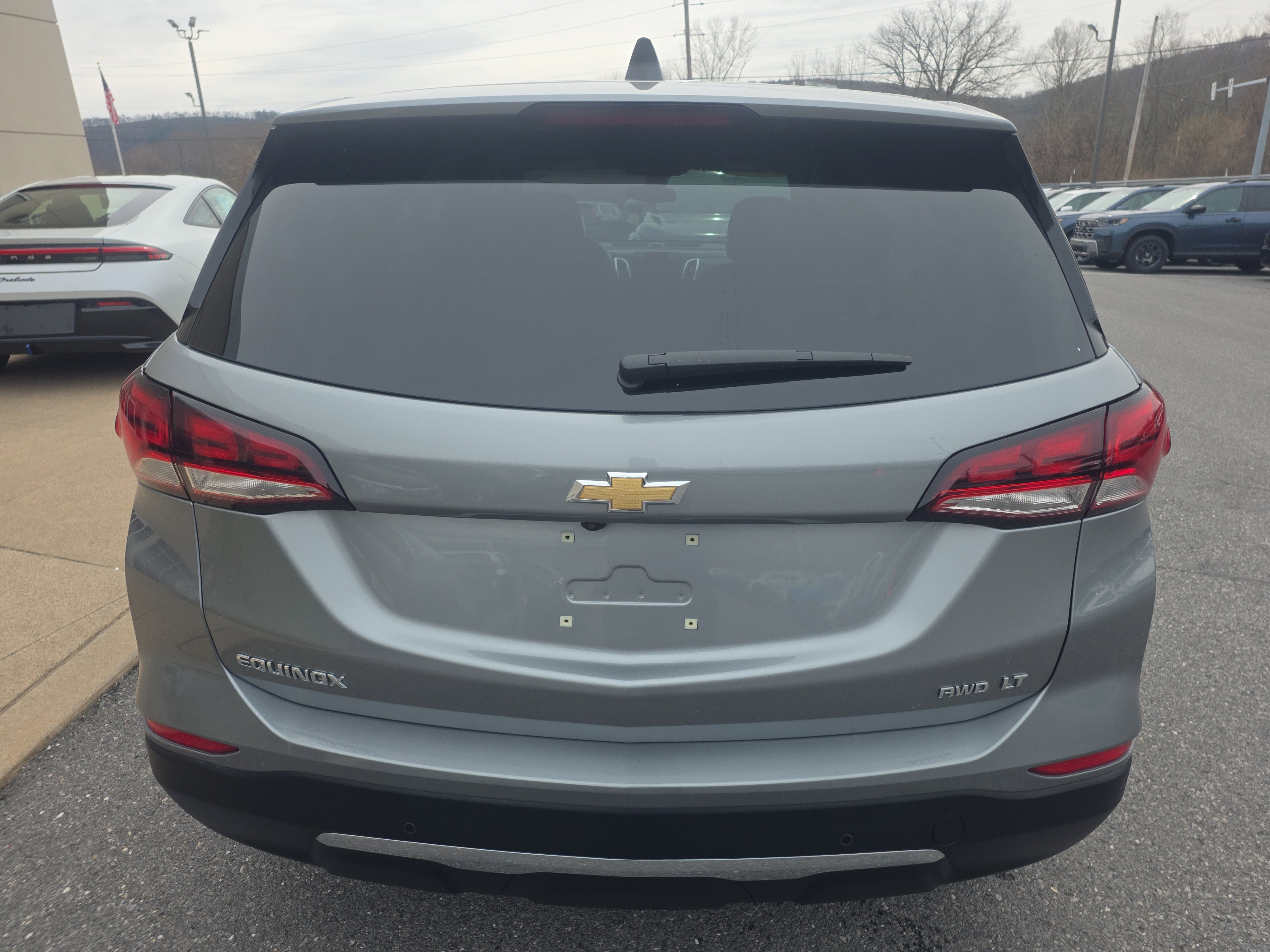 Used 2023 Chevrolet Equinox LT image 6