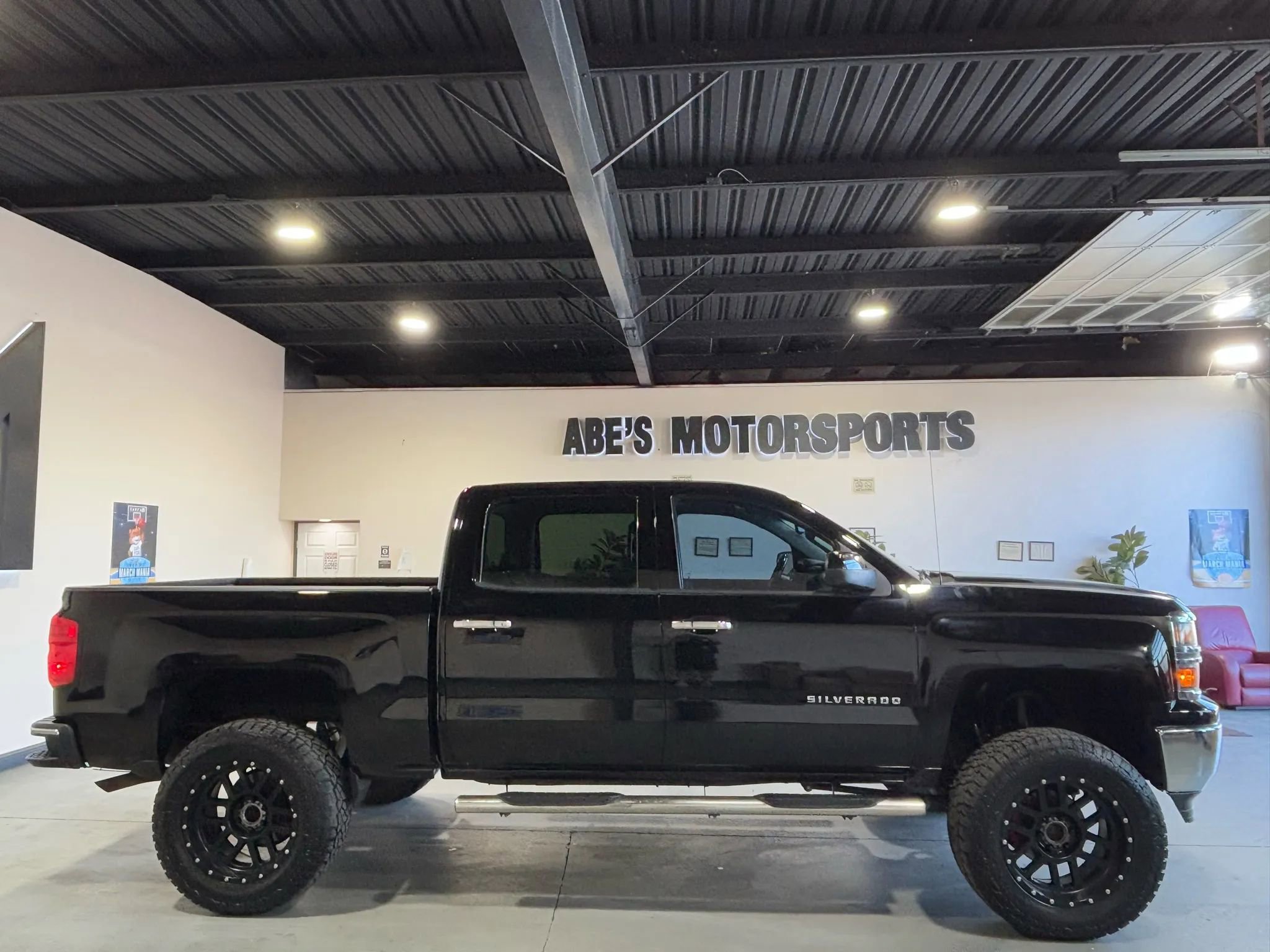 Used 2014 Chevrolet Silverado 1500 LT image 4
