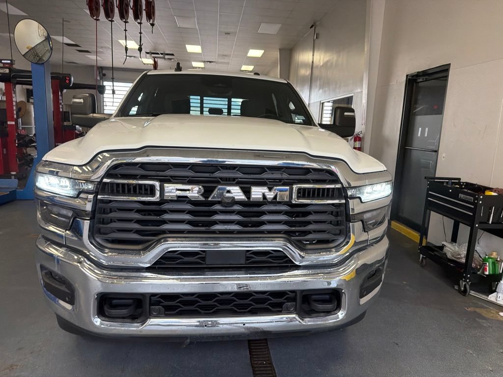 Used 2025 RAM 2500 Tradesman AWD/4WD image 6