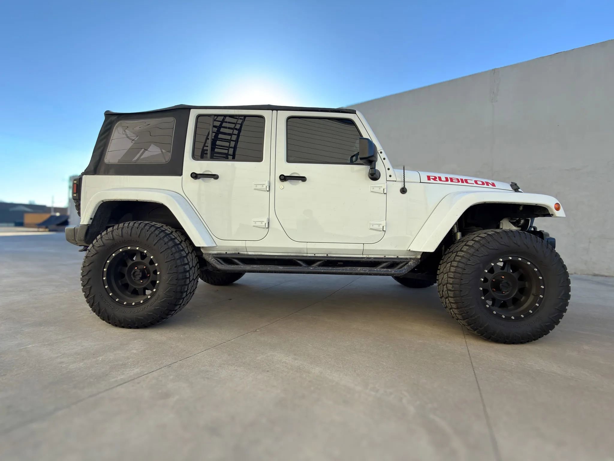 Used 2014 Jeep Wrangler Unlimited Rubicon image 9