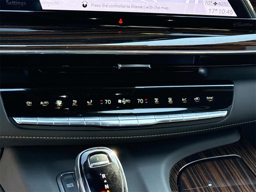 Used 2023 Cadillac Escalade ESV Luxury image 23