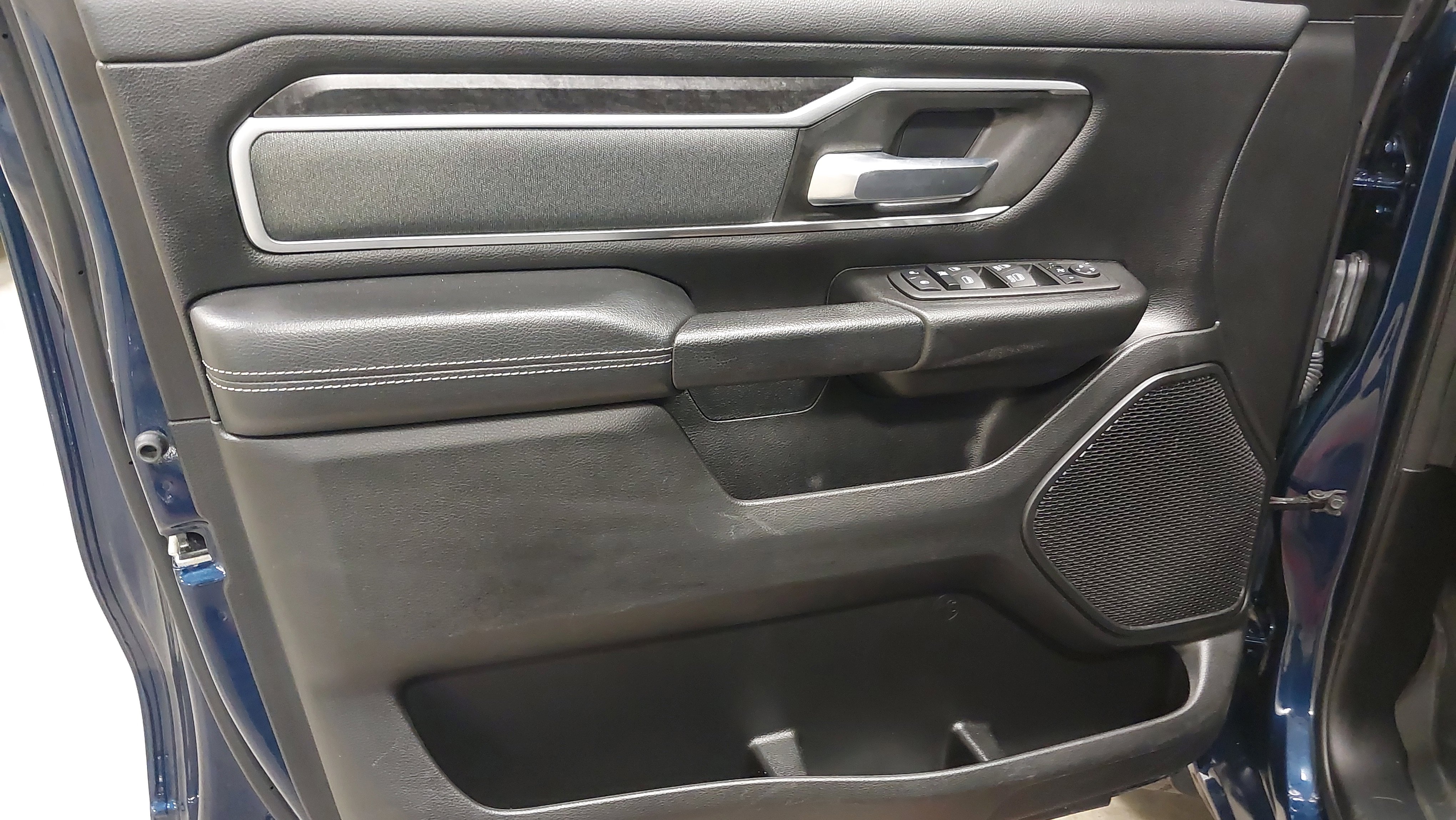 Used 2022 RAM 1500 Big Horn image 24