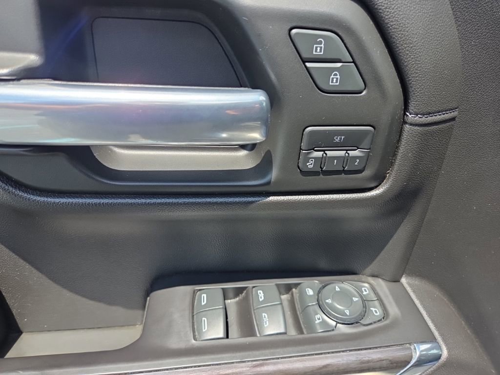 Used 2019 Chevrolet Silverado 1500 LTZ w/ LTZ Plus Package AWD/4WD image 13