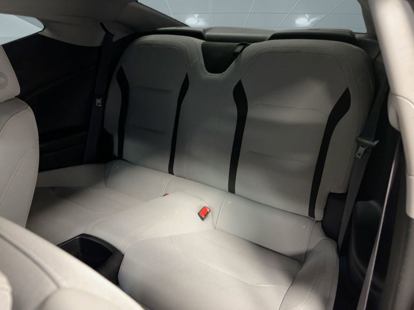 Used 2021 Chevrolet Camaro LT w/ Technology Package image 26