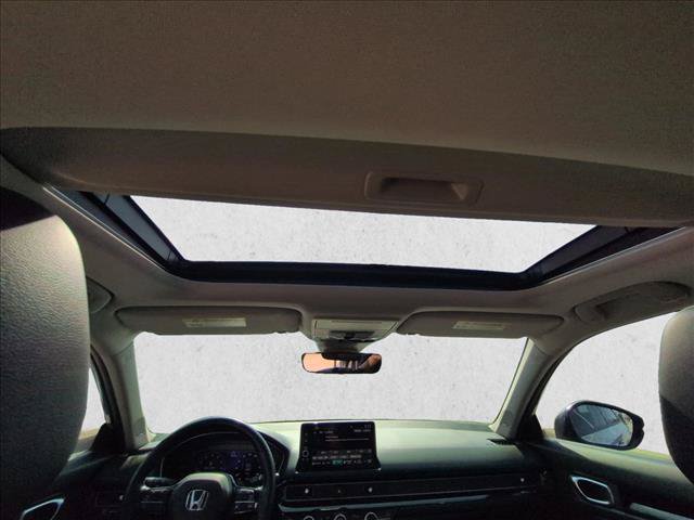 Used 2022 Honda Civic Touring image 17